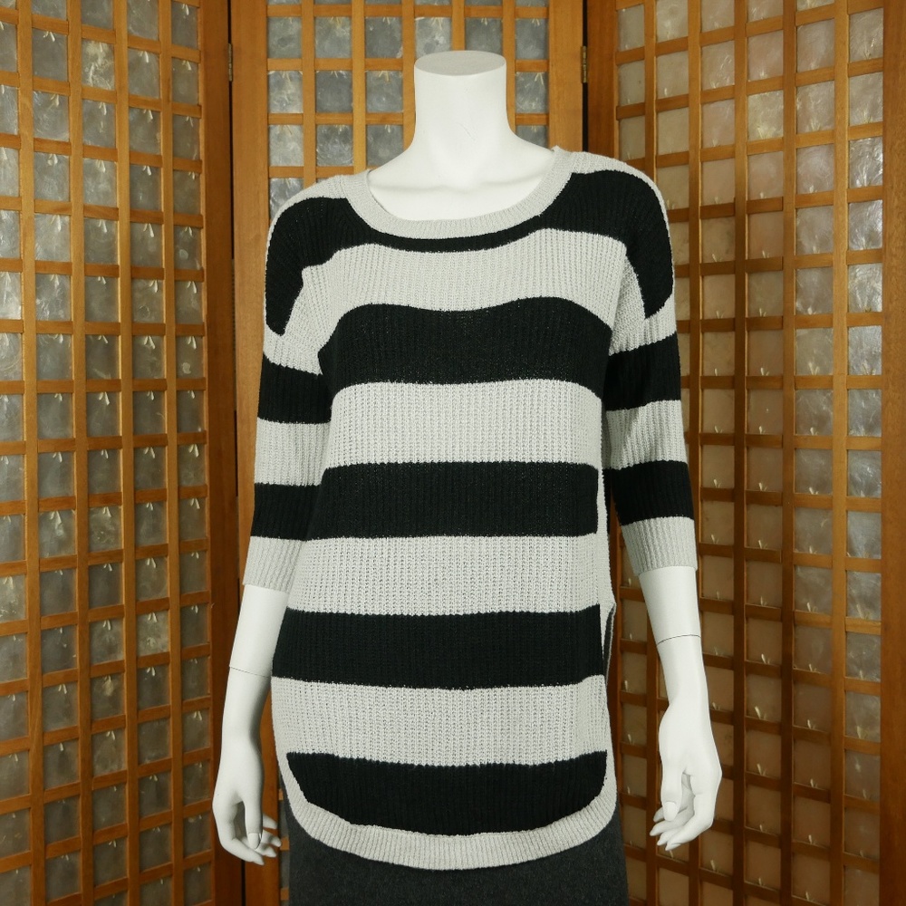 Express Circle Hem Tunic Sweater Size XS